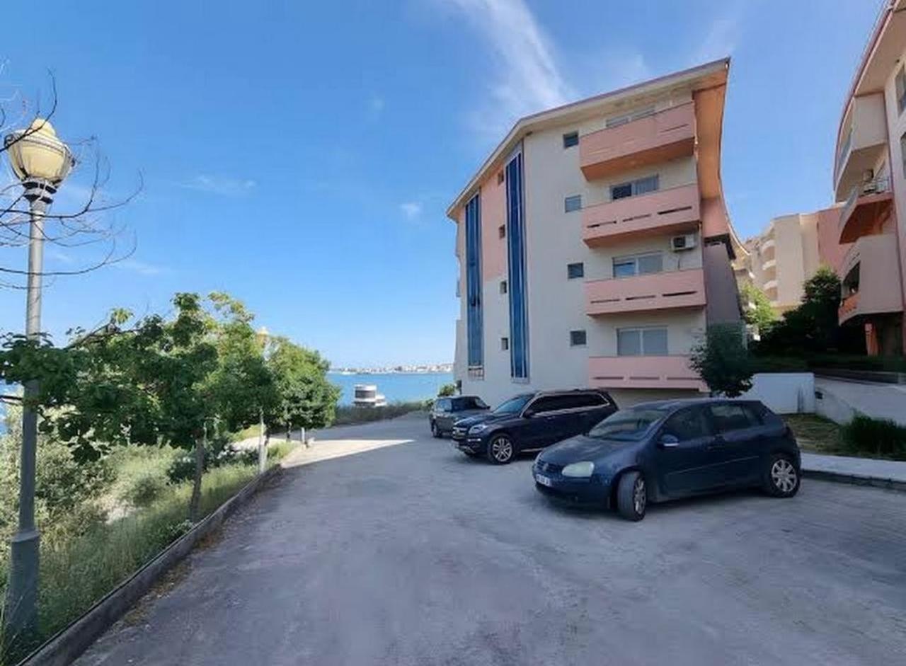 Sea View Apartment Влёра Экстерьер фото